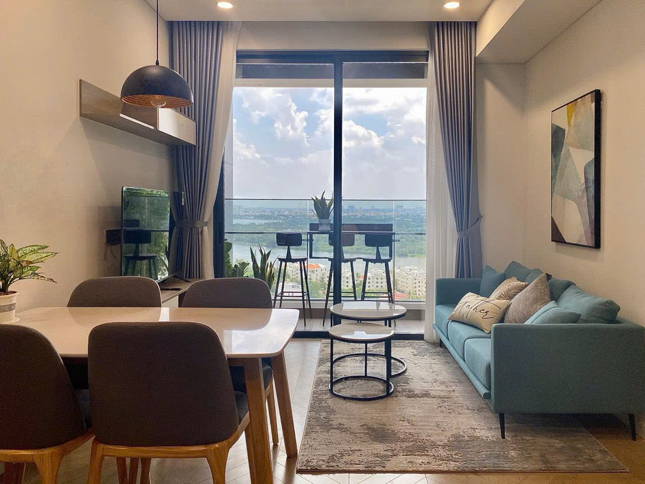 Two-bedroom apartment at the AIO-pad in Lumiere Riverside